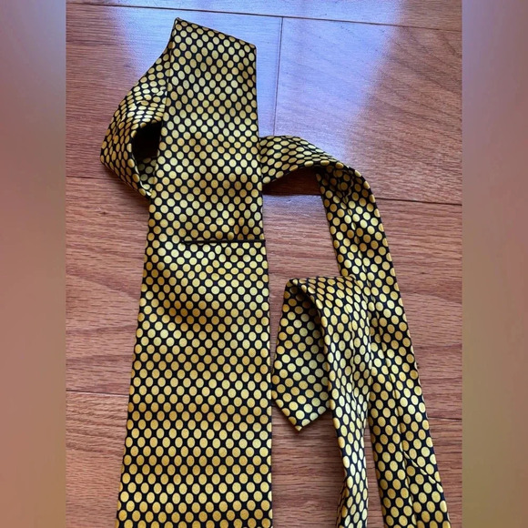 Carlos by Carlos Santana Men's Yellow Dot 100% Silk Tie Eclectic Fun Colorful - Picture 3 of 6
